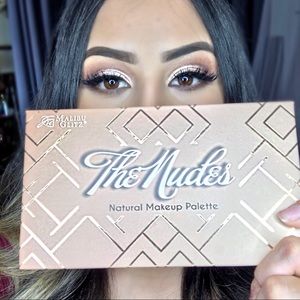 THE NUDES ✨ EYESHADOW PALETTE
